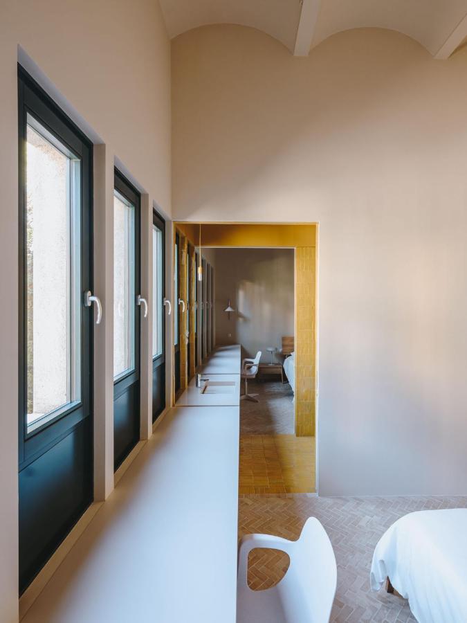 Fabrica Descals And Pavillion Villa *